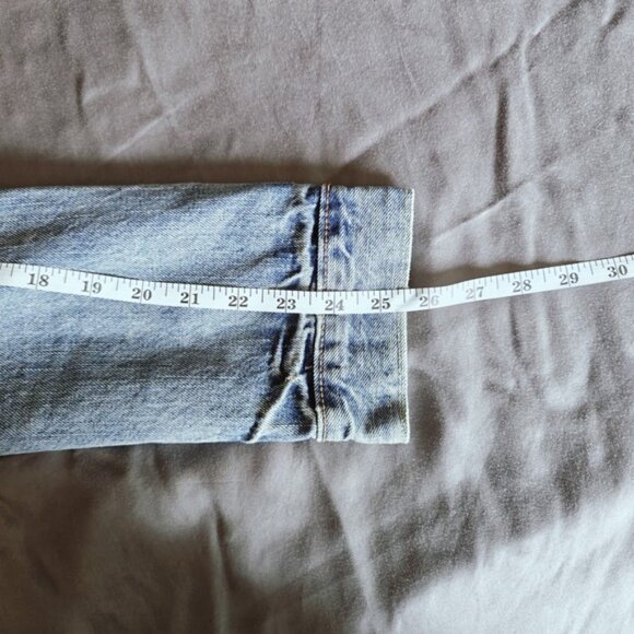 Levi's Classic Denim Jacket XL Blue PC9-72334-0139  2016 Buttons Long Sleeves - Picture 5 of 10